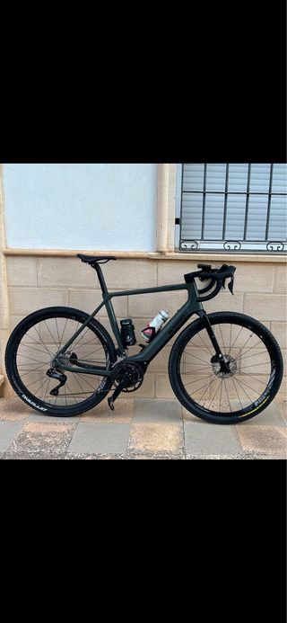 Bicicleta de carretera Eléctrica Basso Volta.