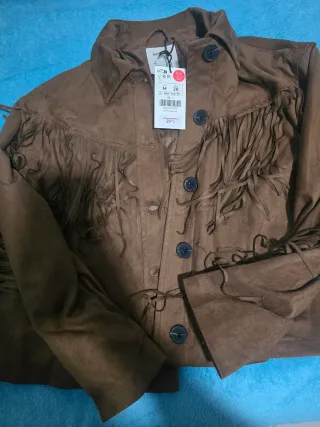 Chaqueta Lefties efecto ante con flecos a estrenar
