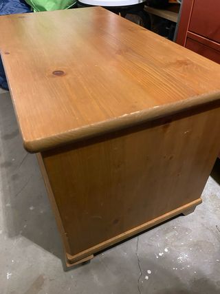 Baúl de madera para almacenaje