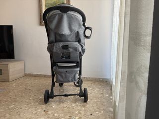 Cochecito bebé gris