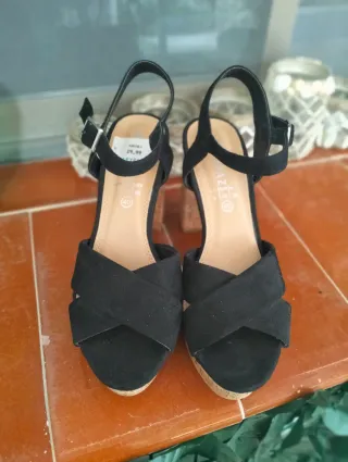 Sandalias negras plataforma Marypaz