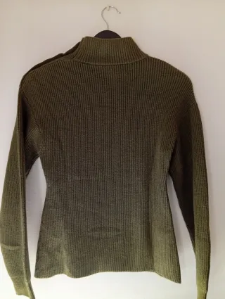 Jersey Mango cuello alto botones Talla S