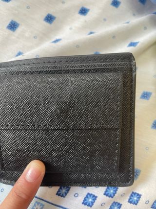 cartera negra moderna 