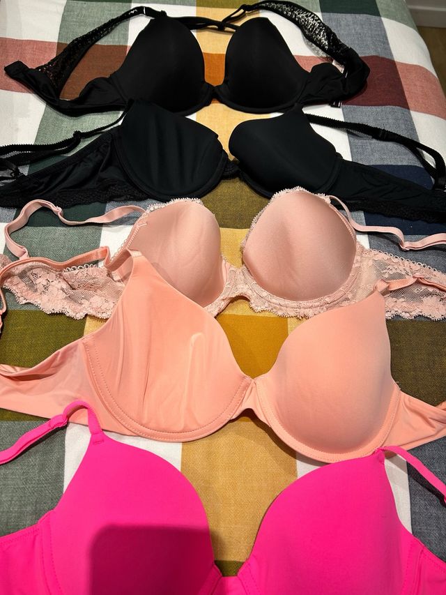 4 Sujetadores Negro y Rosa