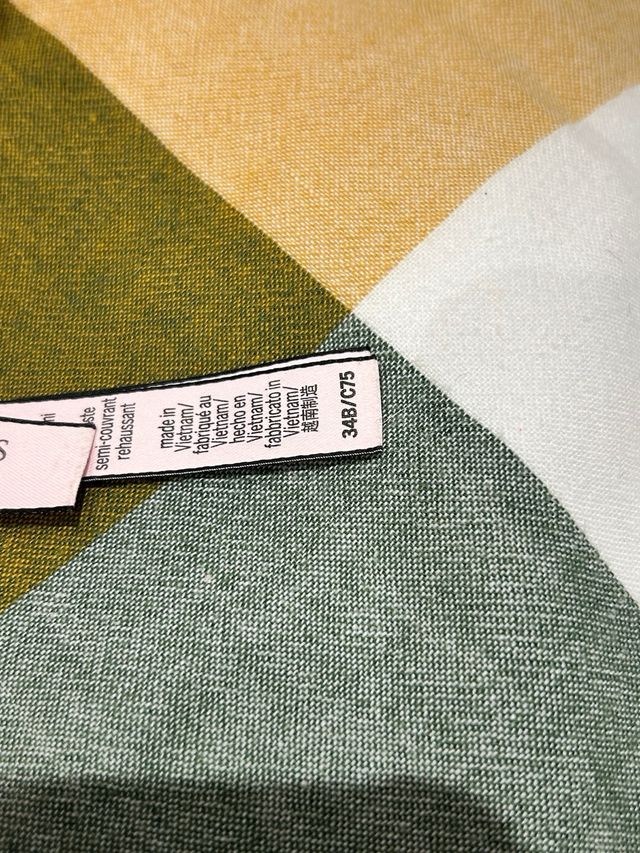 4 Sujetadores Negro y Rosa