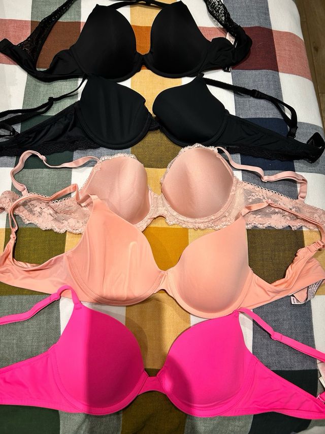4 Sujetadores Negro y Rosa