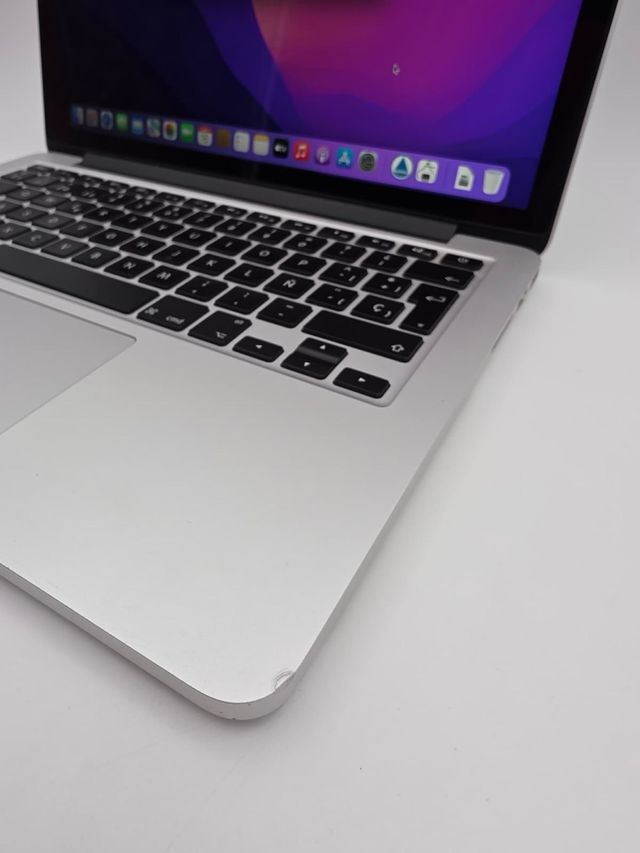 MacBook Pro 13 Retina (2015) i5 8GB RAM, 250GB SSD