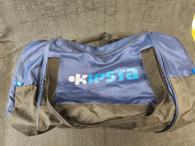 Bolsa de deporte Kipsta azul y marrón 55L