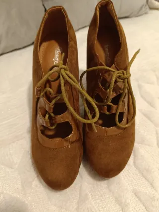 Zapatos de tacón Beauty marrones