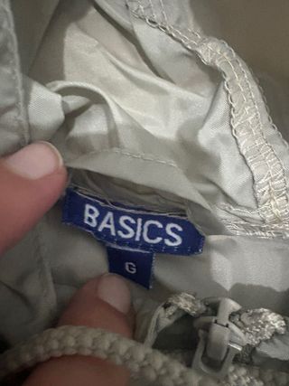 Chubasquero Basic gris