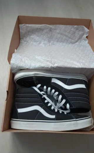 Zapatillas Vans Sk8-Hi. Talla 42