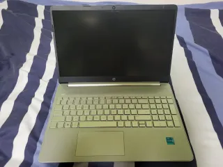 Ordenador portátil HP gris/plateado