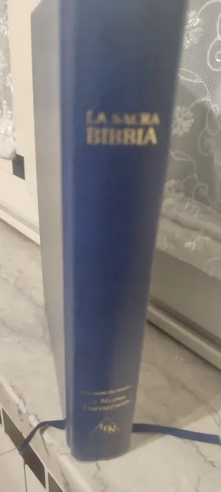 La Sacra Bibbia - Libro Religioso