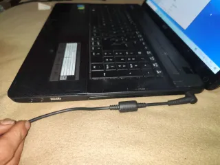 Portátil Acer i5  NVIDIA GeForce