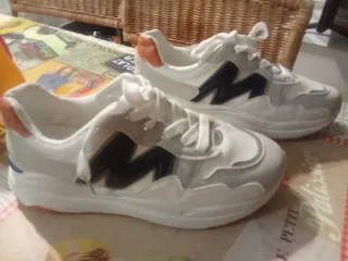 Zapatos mujer talla 36-37 puesta)