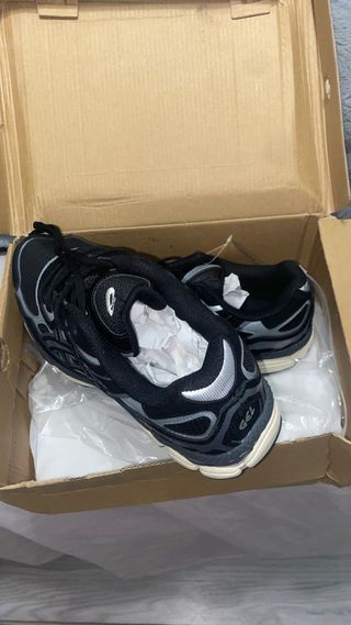 Asics Gel Zapatillas Deportivas Negras y Plateadas