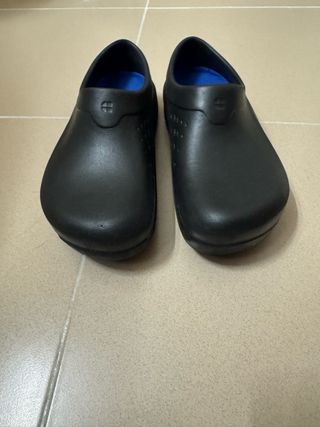 Zapatos antideslizantes hosteleria negros