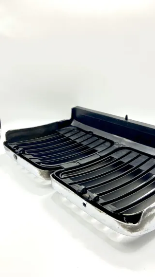 Máscara Riñón BMW E30 Cromada