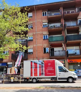 SERVEI DE LLOGUER D’ELEVADOR AMB OPERARI
