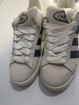 Adidas Campus Beige/Negro Talla 40 Nuevas