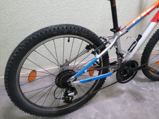 Bicicleta de Montaña Cube Acid 240