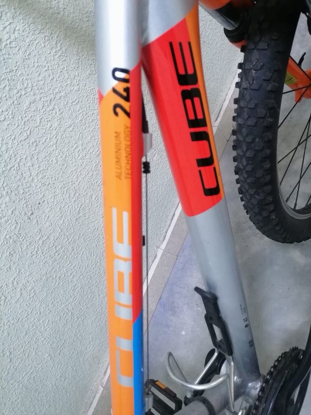 Bicicleta de Montaña Cube Acid 240