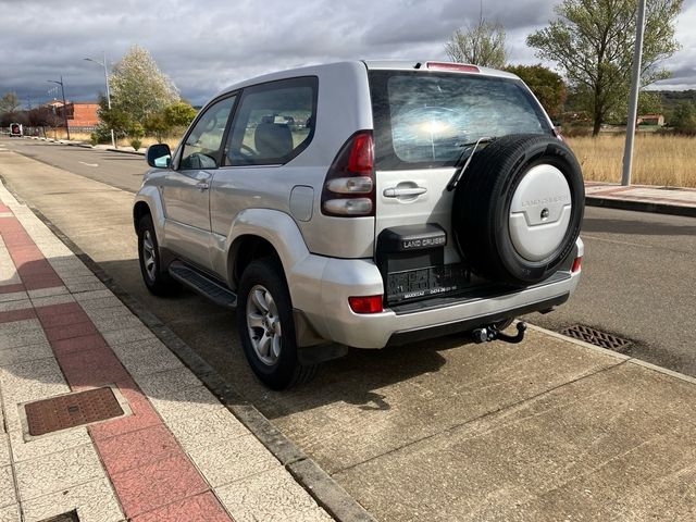 Toyota Land Cruiser 2004