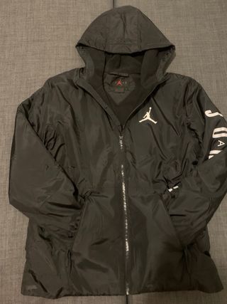 Chaqueta Jordan impermeable negra