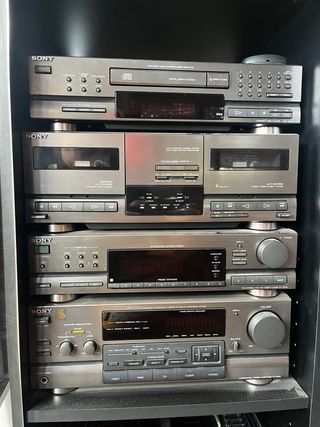 Cadena de música Sony CD/Cassettera