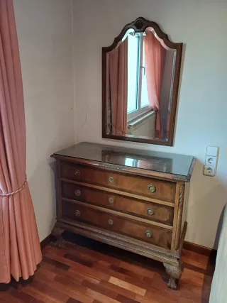 Tocador antiguo madera y cristal