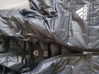 Cazadora Adidas Negra con Capucha