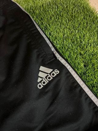 Chándal Adidas Vintage Negro y Rojo