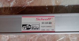 Base Enchufe Schuko 2P+TT 15 Tomas SCHROFF