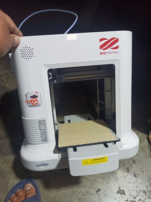 Impresora 3D XYZ da Vinci Mini W+ solo lo que seve