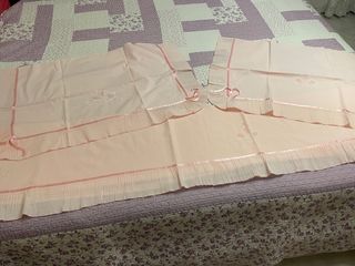 Lenzuolo matrimoniale rosa con pizzo