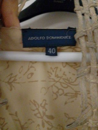 Vestido beige y marrón con estampado