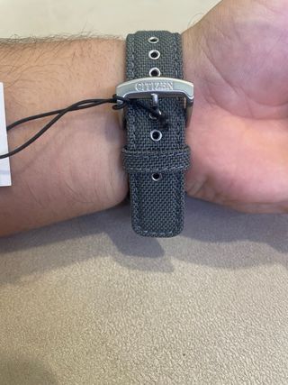 Reloj Citizen Negro y Gris