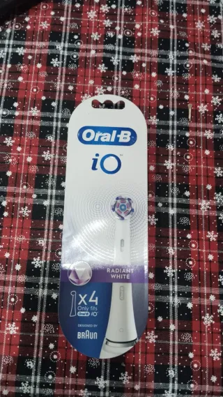 Recambios Oral-B iO Radiant White x4