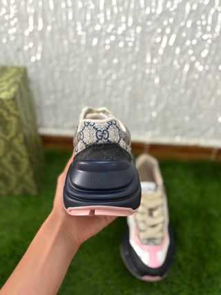 Zapatillas Gucci Beige y Rosa taras 
