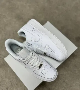 Nike Air Force 1 Blancas
