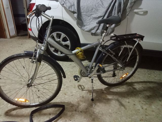 Bicicleta B'Twin Gris