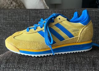 Zapatillas Adidas SL 72 Amarillas y Azules