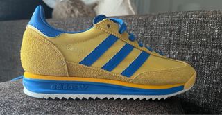 Zapatillas Adidas SL 72 Amarillas y Azules
