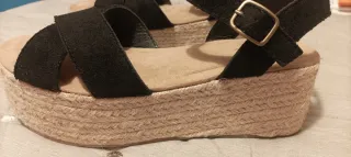 Cuñas negras plataforma de 6cm, talla 37. Nuevas