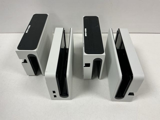 Base Nintendo Switch Blanca y Negra