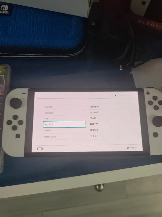 Nintendo Switch OLED Blanca y Negra