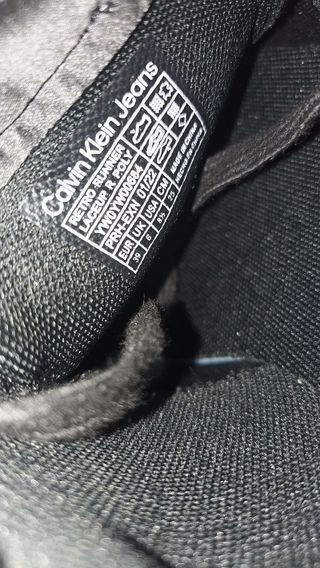 Calvin Klein Runner Negro Rosa