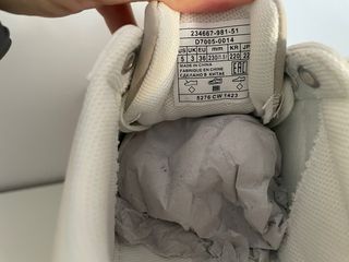 Zapatillas Levi's Beige y Blancas