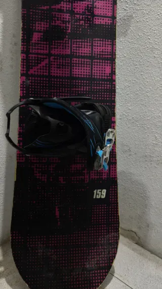 Pack Snowboard Nitro: Tabla, Botas Head y Casco