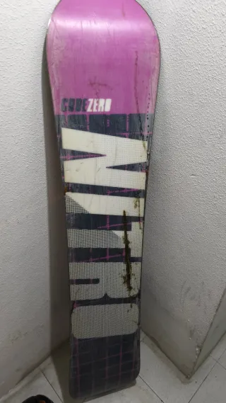 Pack Snowboard Nitro: Tabla, Botas Head y Casco